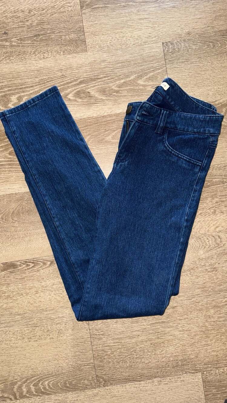Cabi Jeans Skinny Pants Size 2 Dark Wash Blue Denim